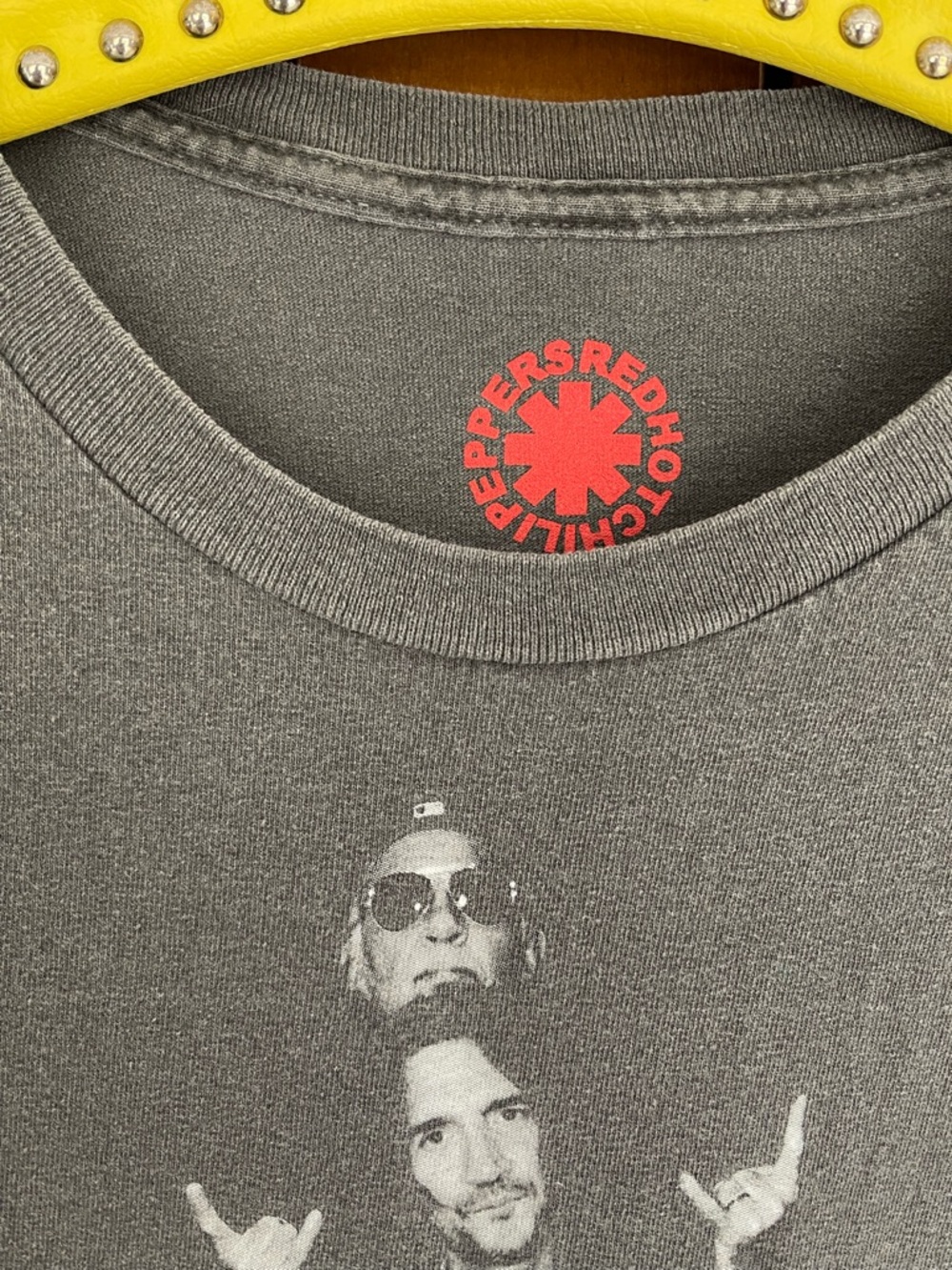 Red Hot Chili Peppers 2022 Unlimited Love World Tour Black Graphic Tee, Large - Picture 5 of 11